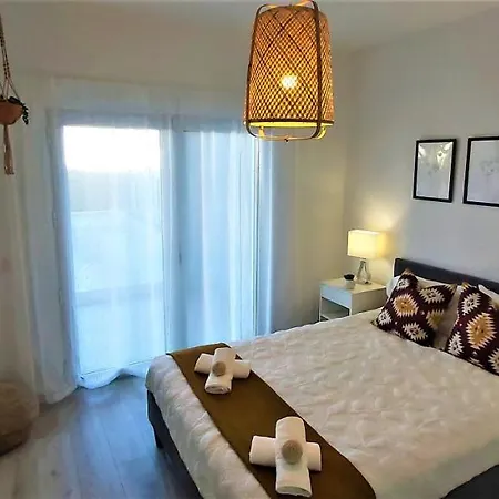 Albufeira Beach Apartment * 阿尔布费拉