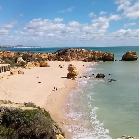 Albufeira Beach Apartment البوفيرا