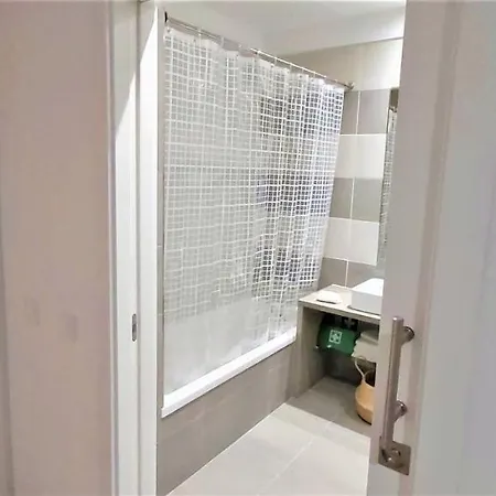 Albufeira Beach Apartment 公寓 *